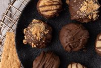 Decadent Cheesecake Truffles: Bite-Sized Dessert Recipe