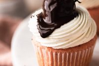 Chocolate-Covered Strawberry Cupcakes Recipe for Decadent Treats
