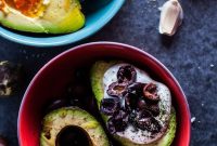 4 Ways to Serve Avocado Halves for Quick, Flavorful Meals