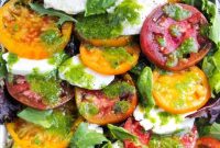 Caprese Salad with Basil Vinaigrette: Fresh Tomato & Mozzarella Recipe