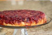 Tangy Cranberry Upside-Down Cake Recipe for Holiday Desserts