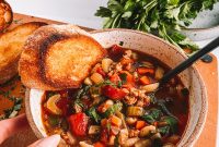 Hearty Italian Minestrone Soup Recipe for Cozy Weeknight Meals