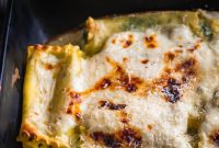 Spinach Lasagna Rolls in Creamy White Sauce