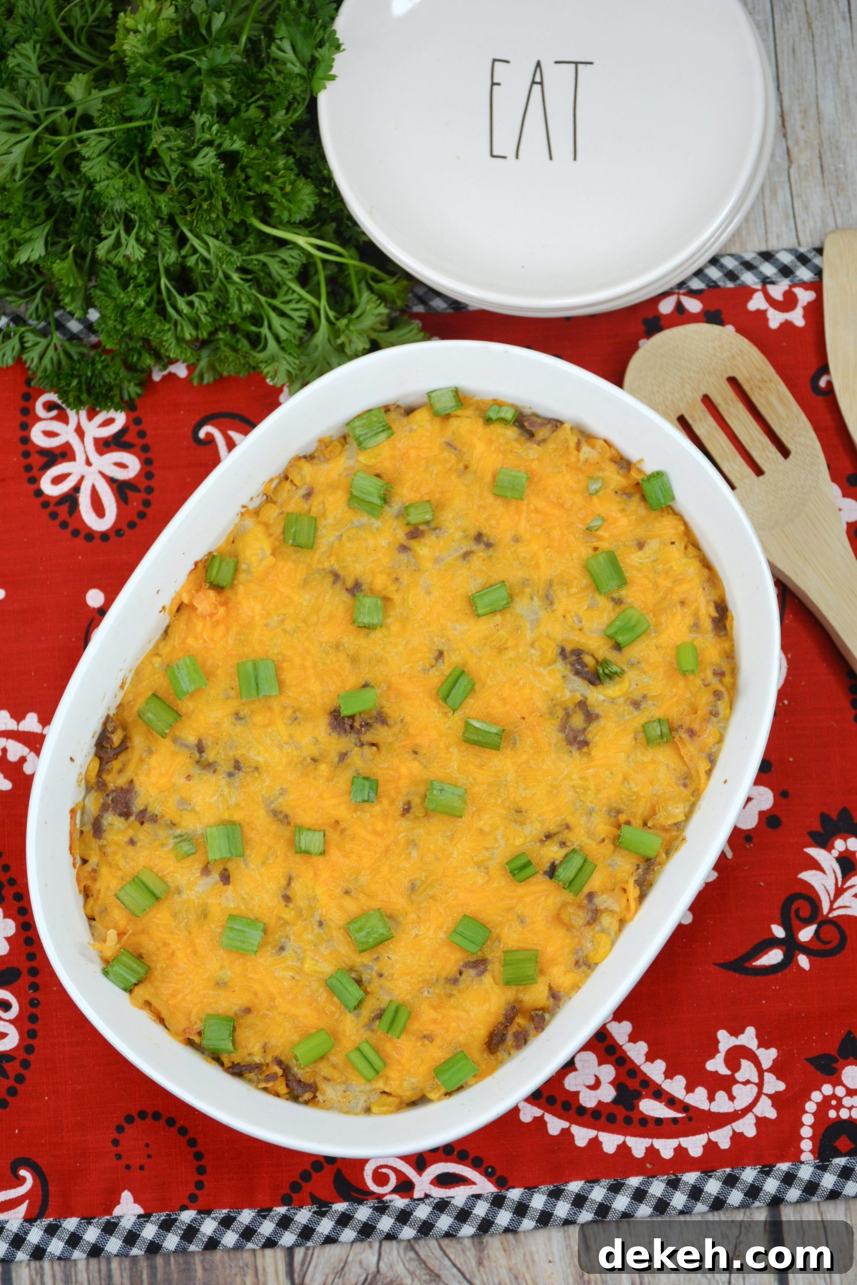 Tater tots topping