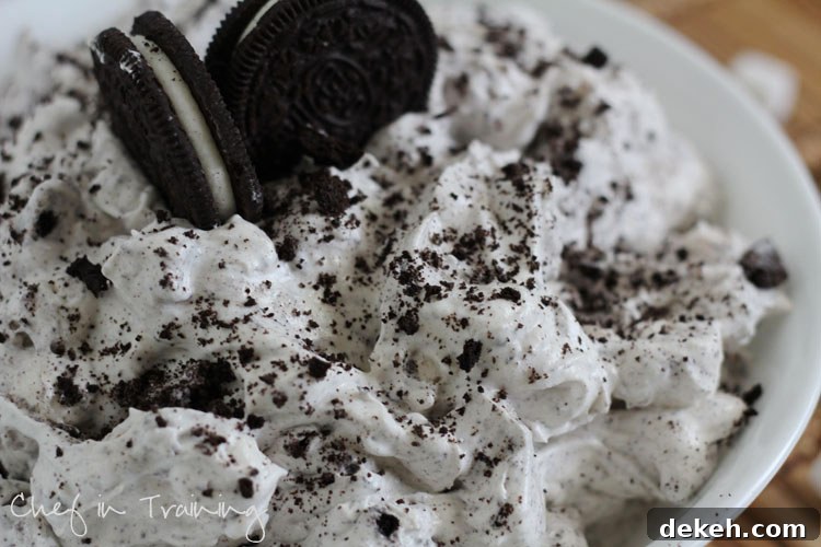 Oreo Fluff close-up