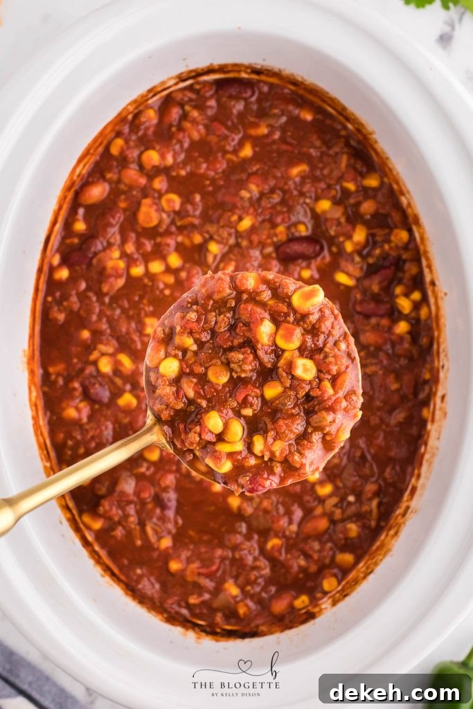 This is an easy crockpot chili recipe! The low and slow cooking process creates the juiciest and richest flavor.