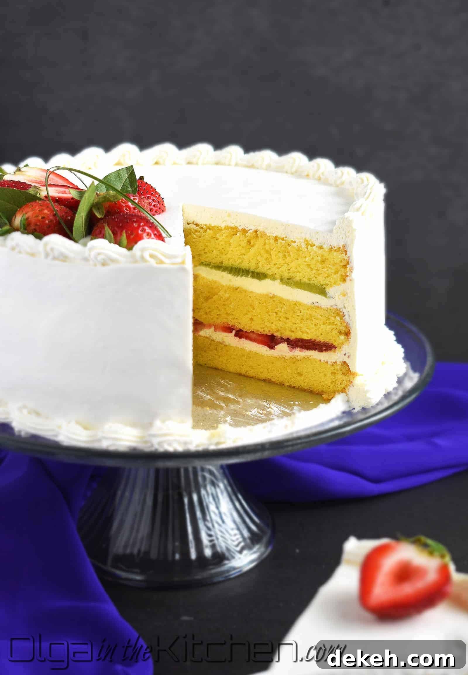 how to make strawberry cake