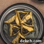 A erplate with spinach fatay