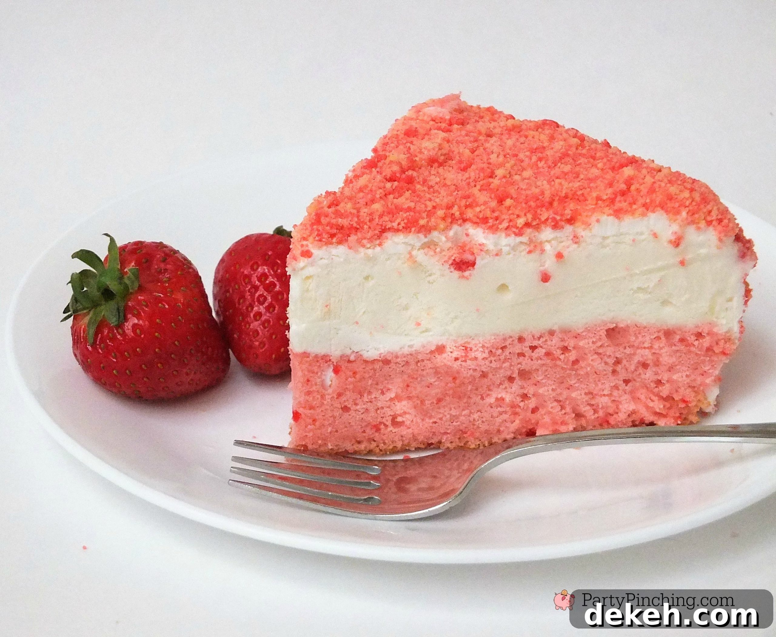 strawberry shortcake ice cream bar cake, easy strawberry cake ice cream dessert, good humor strawberry shortcake ice cream bar, summer treat strawberry ice cream, box cake ice cream cake, frozen summer treat for kids, ice cream bar cake, ice cream cake, sweet treats, fun food for kids