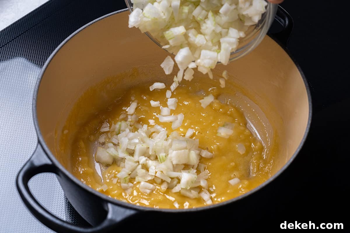pot with flour, garlic and onion