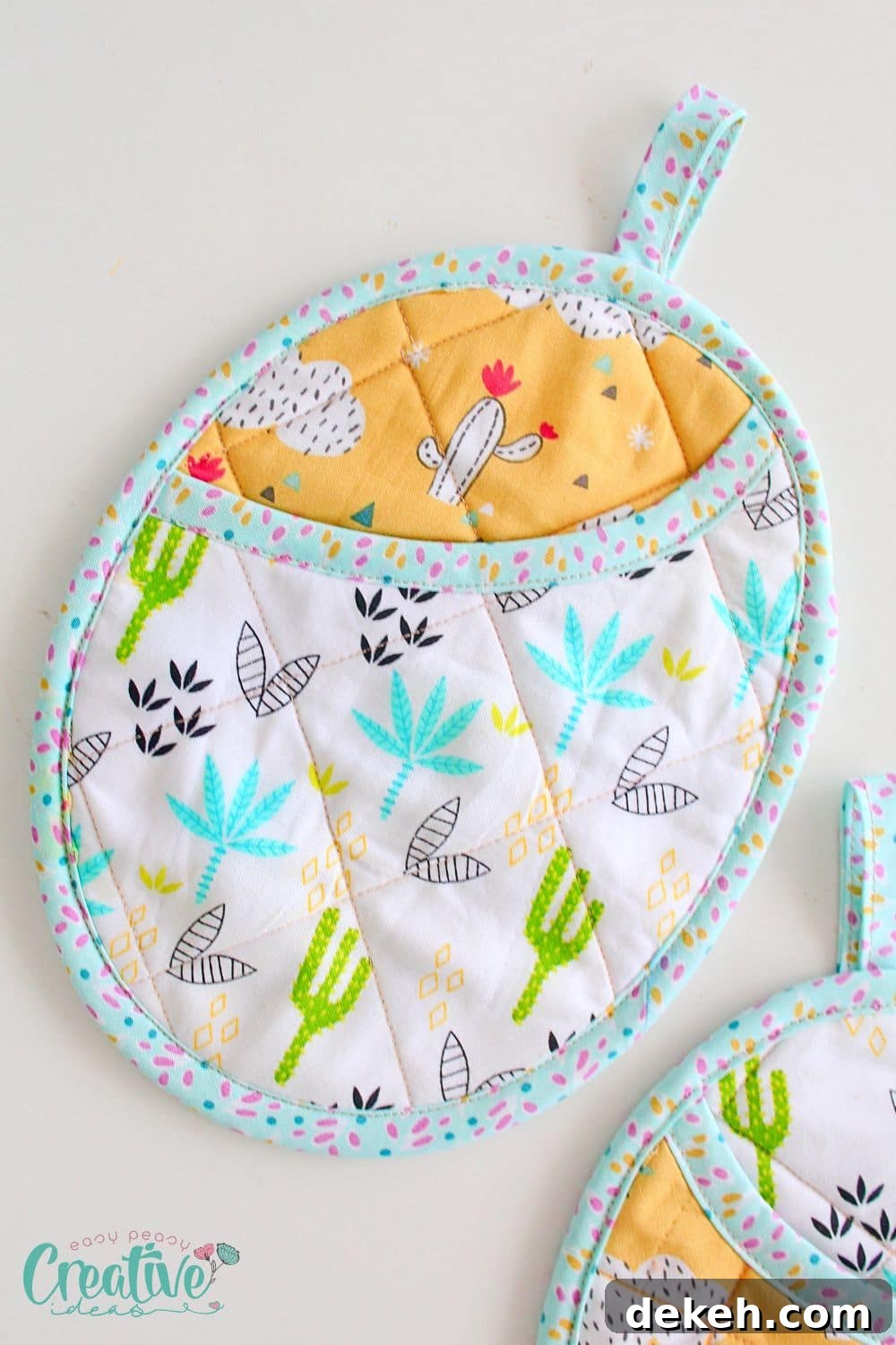 Sewing potholders with pockets
