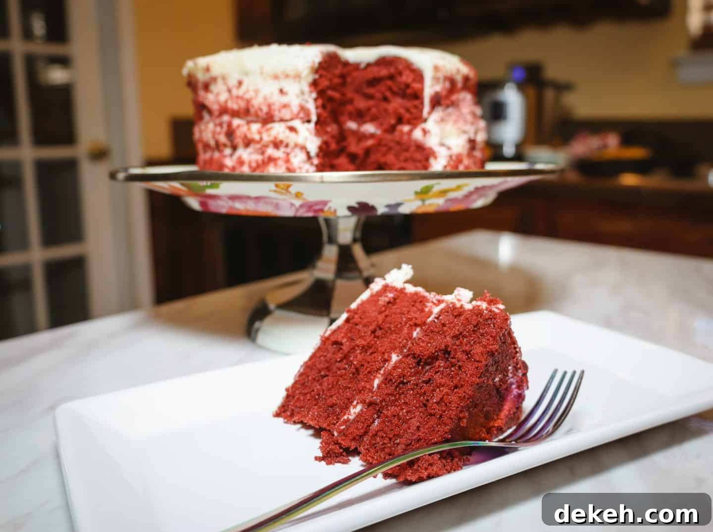 Decorating a red velvet cake
