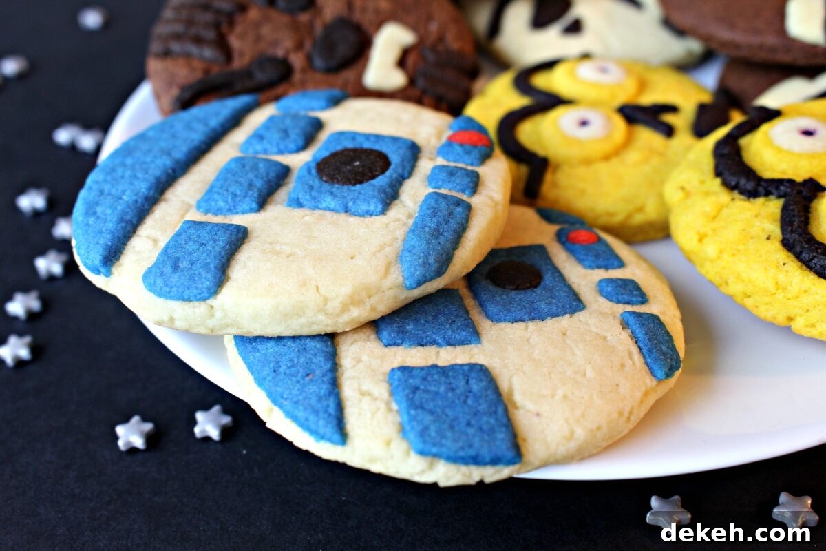 Closeup of R2D2 decorated cookie.