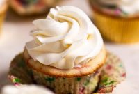 Funfetti Cupcakes with Vanilla Bean Buttercream Frosting