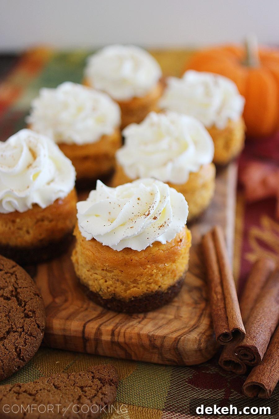 Mini Pumpkin Cheesecakes with Gingersnap Crusts – These creamy pumpkin cheesecakes with spiced gingersnap cookie crusts are to die for! | thecomfortofcooking.com