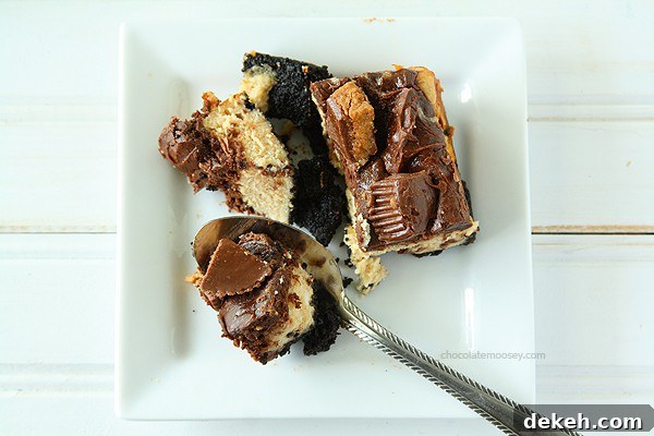 Chocolate Peanut Butter Cup Cheesecake Squares | www.chocolatemoosey.com