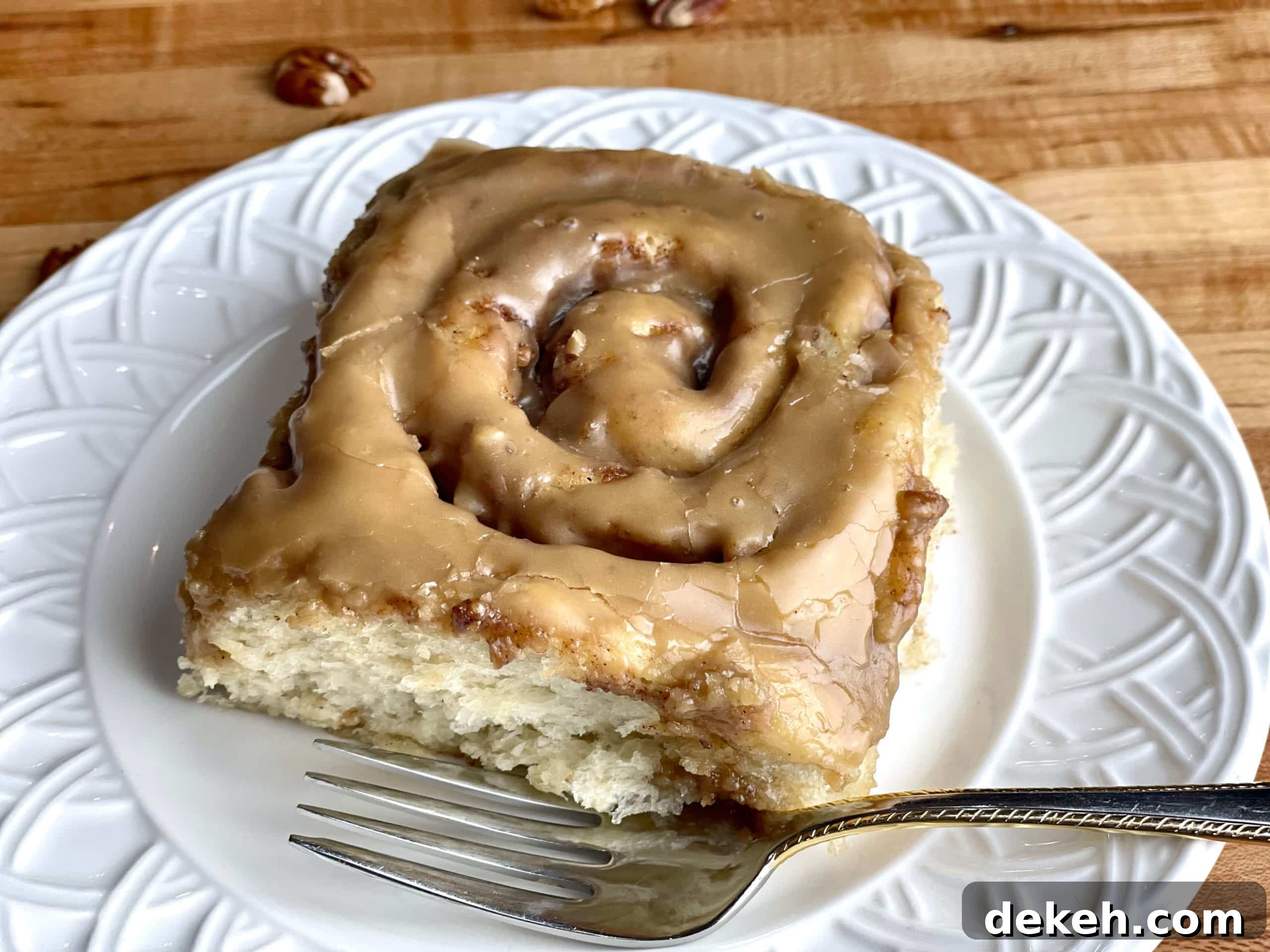 Take-and-Bake Cinnamon Rolls: Bakery-Style Recipe 3 Soft and gooey bakery style cinnamon rolls
