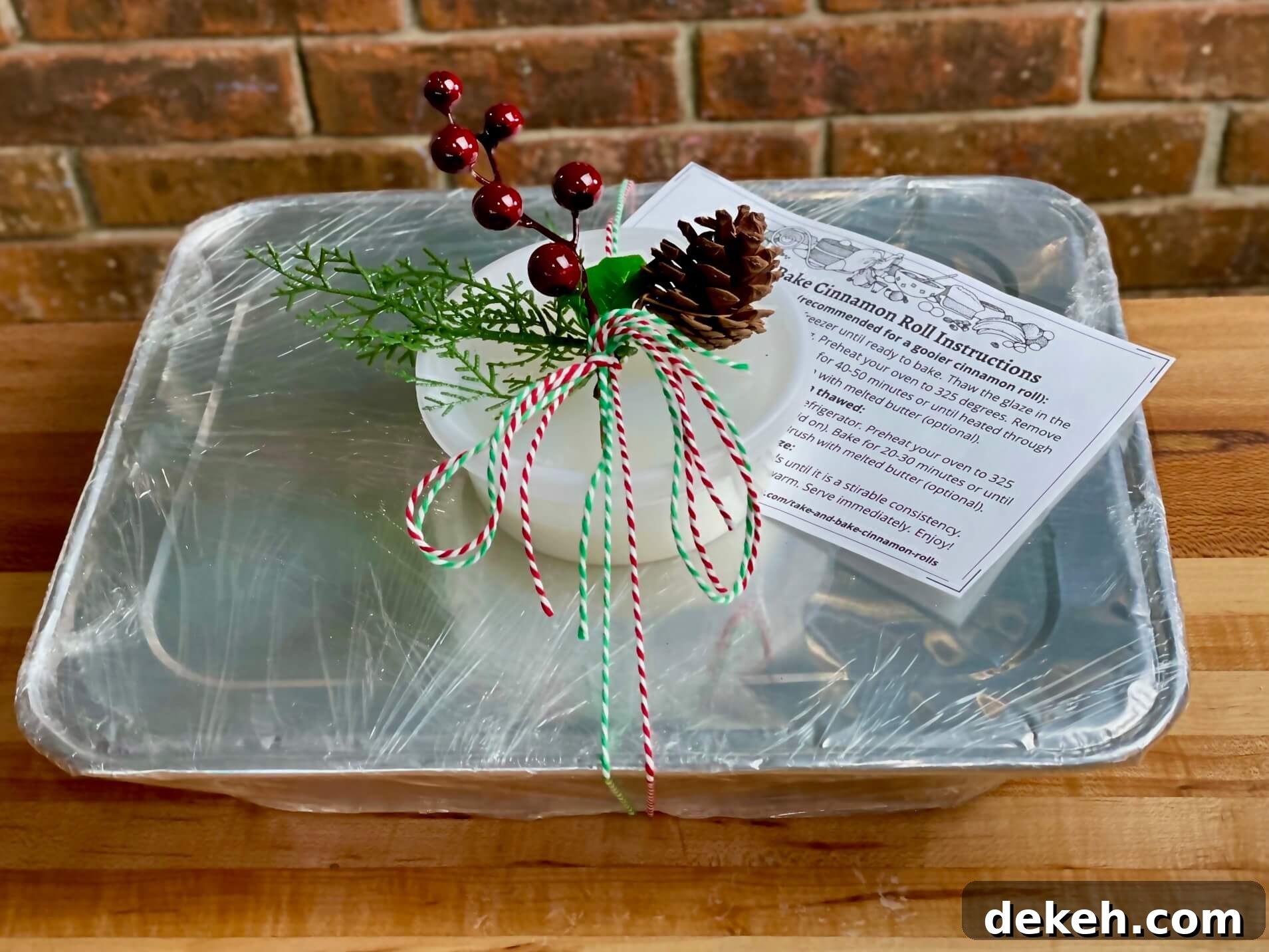 Take-and-Bake Cinnamon Rolls: Bakery-Style Recipe 5 Take and Bake Cinnamon Roll Gift